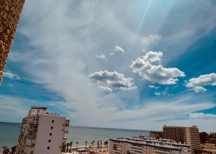 Benalmadena ,apartamento-Estudio primera Línea de Playa