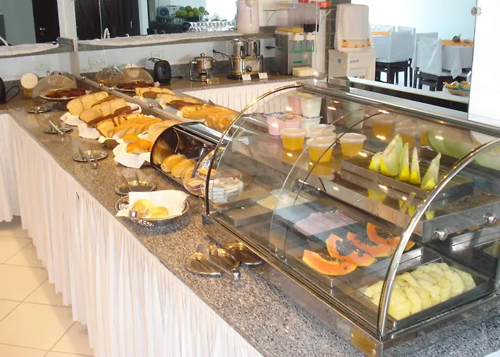 Hotel Pousada Da Neia Cananéia
