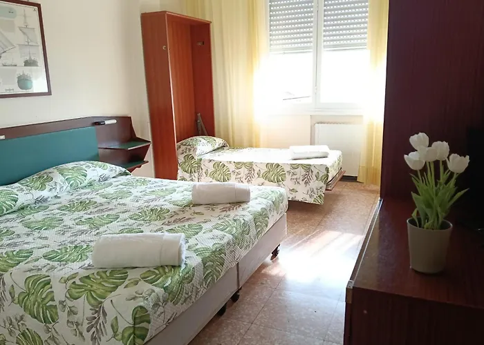 Hotel Robinia Imperia
