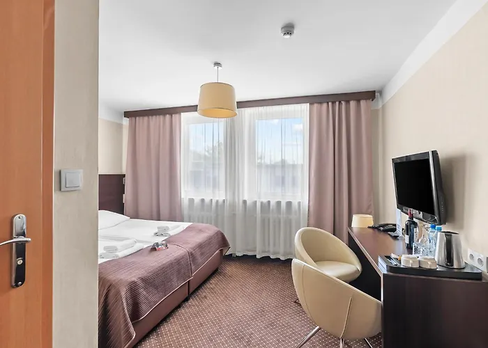 Hotels in Hindenburg
