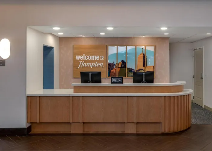Hampton Inn & Suites Fresno
