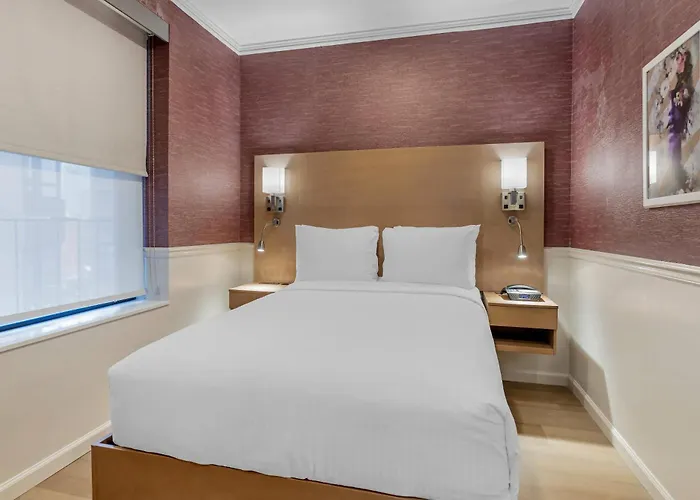 The Mayfair Hotel Times Square, An Ascend Collection New York