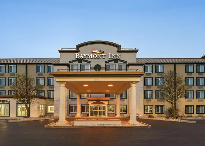 Baymont By Wyndham Rockford