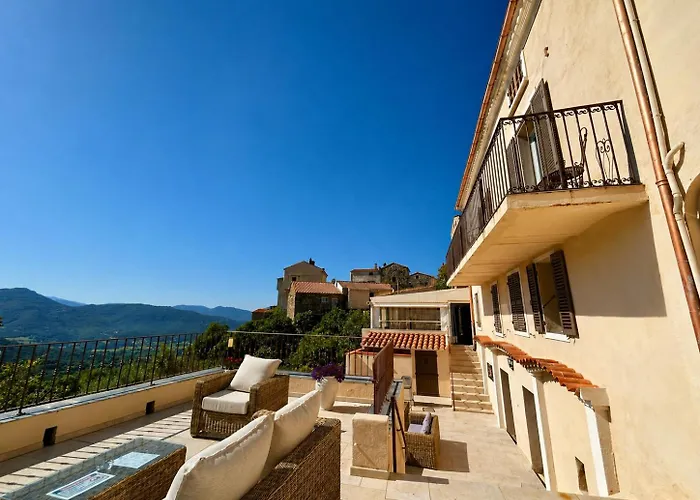 Hôtels à Olmeto (Corsica)