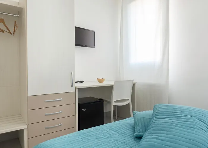 Easy Venice Rooms 1-2