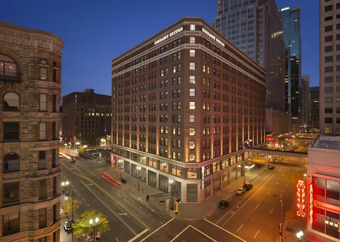 Embassy Suites By Hilton Minneapolis Downtown Hotel