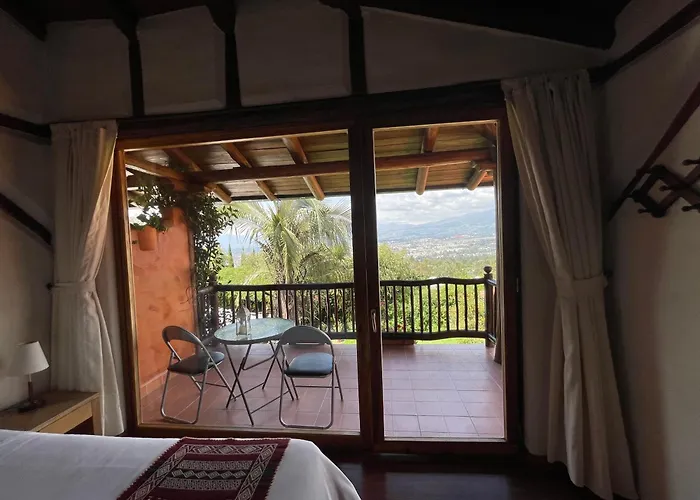 Ilatoa Lodge
