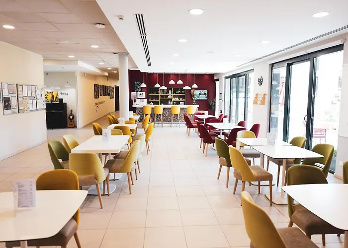 Calais Aparthotels