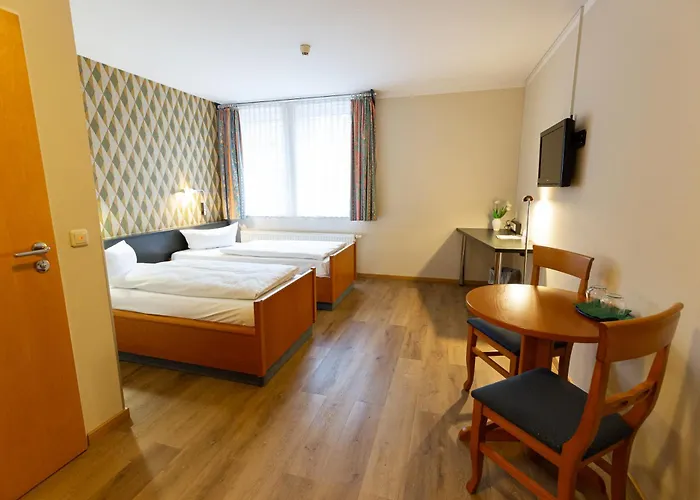 HOTEL BREMER TOR, Bestes Hotelfrühstück, Self-Check-In 24 h Vechta