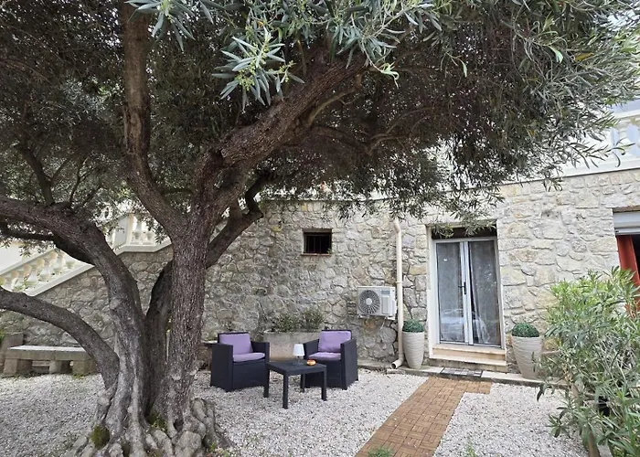 Villa Manoe