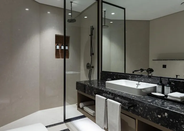 Aura Suites Downtown, Business Bay Dubai