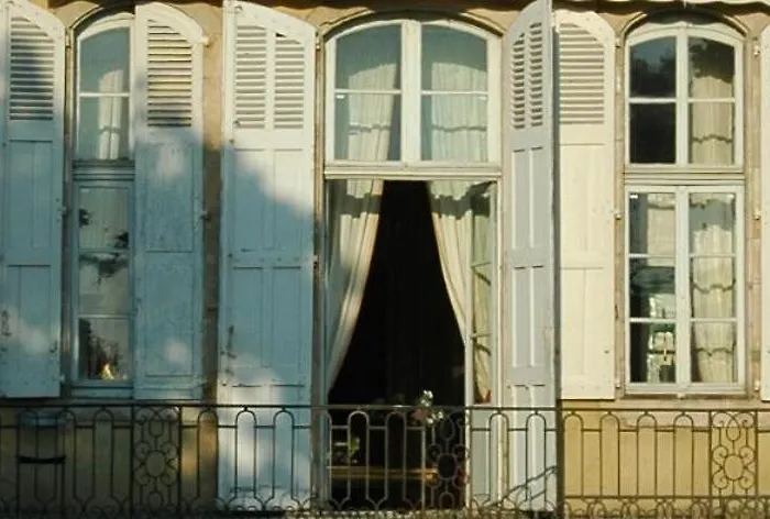 Exceptionnelle Maison d'Artiste&Son Jardin Secret au pied de la Cathédrale Le Puy-en-Velay