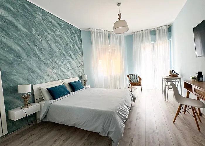 Favola Guesthouse Affittacamere Nettuno