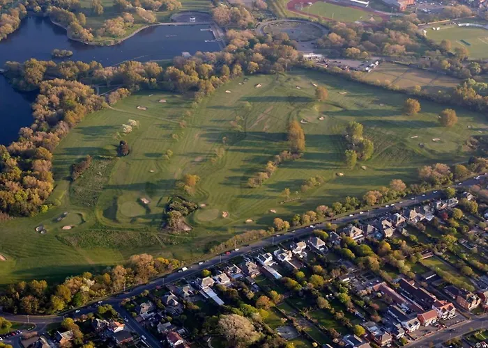 Swaffham Hotels