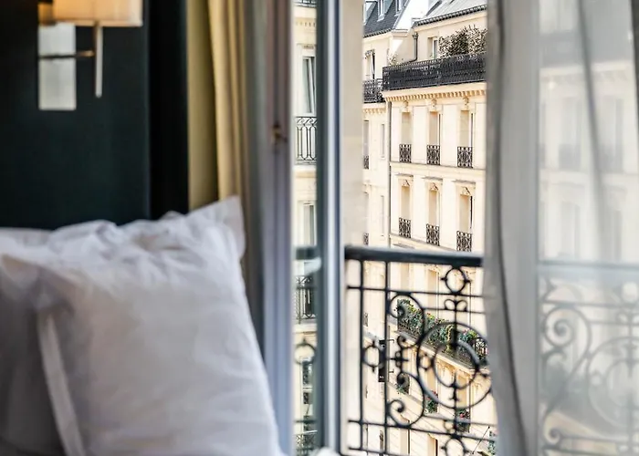Hotel Bassano Parijs