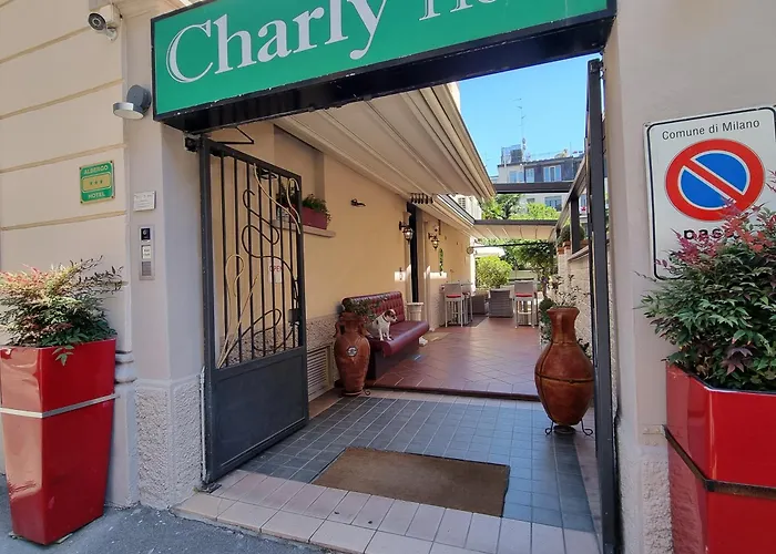 Hotel Charly Milão