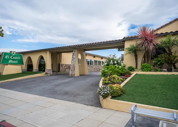 El Castell Motel Monterey