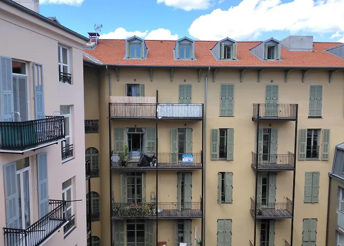Chez Brigitte Guesthouse