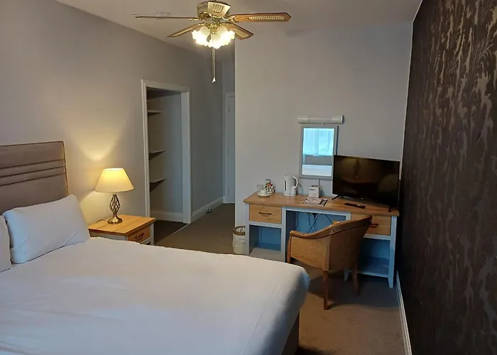 Devizes City Center Hotels