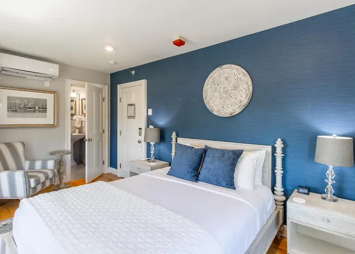 Luxury Hotels in Newport