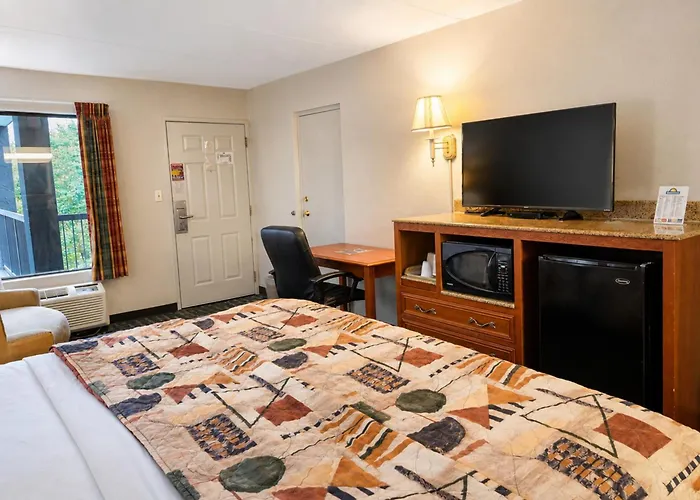 Days Inn By Wyndham Apple Valley Pigeon Forge/Sevierville