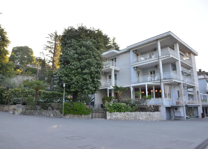 Hotel Luna Sirmione