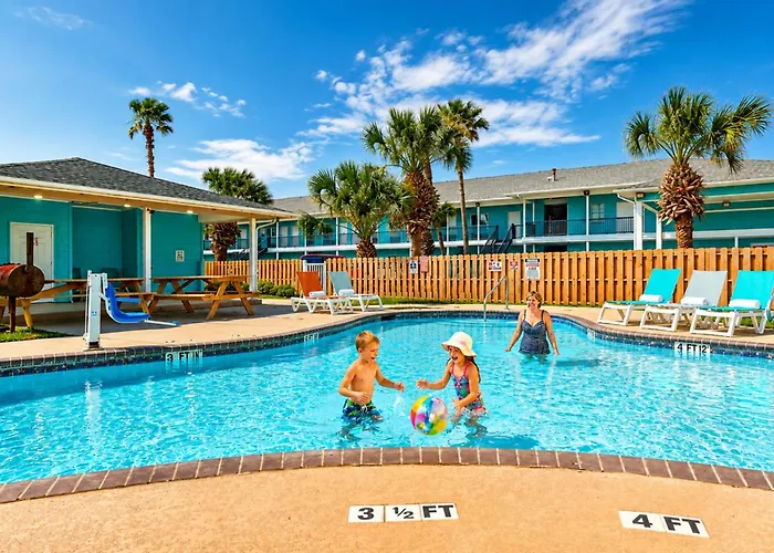 The Island Hotel Near Beach Port Aransas