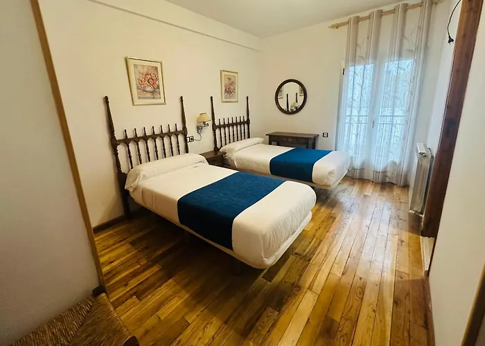 Hostal Pirineos Meliz Bielsa