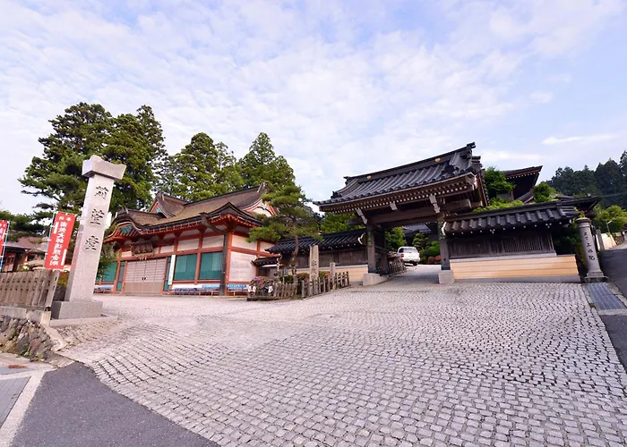Hotels in Koyasan
