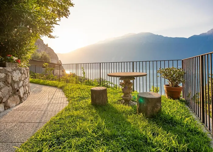 Relax Hotel Villa Gardenia & Villa Oleandra Limone sul Garda