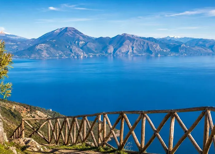 Medea Beach Resort - Cultural Stay Near Amalfi Coast & Paestum