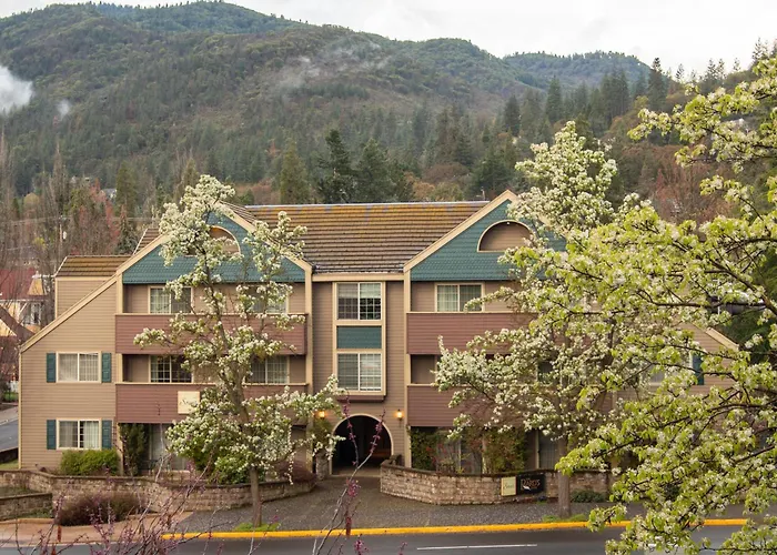 The Bard'S Inn - BW Signature Collection By Best Western
