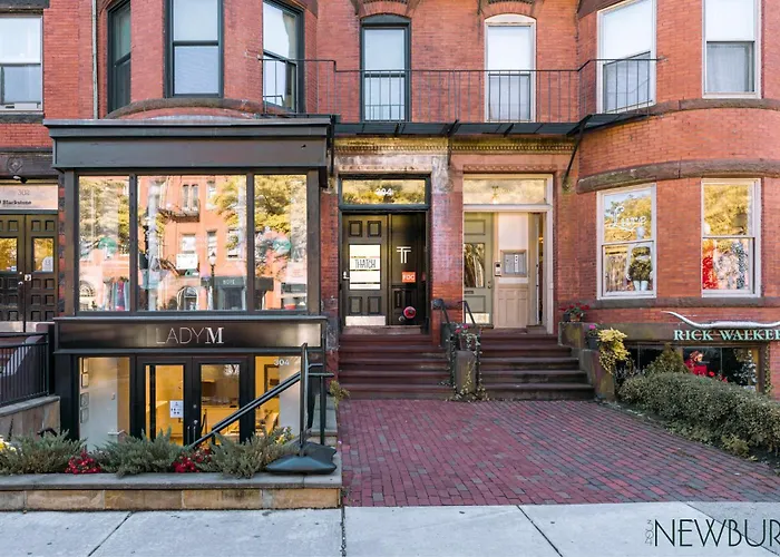304 Newbury Street By Thatch Boston