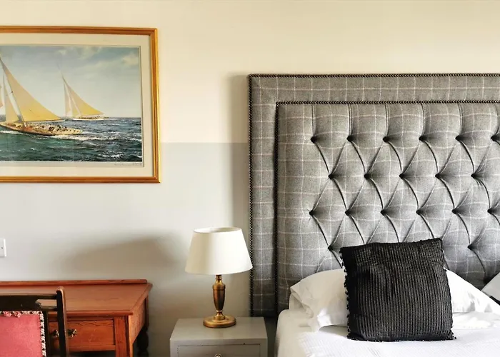 Cowes (Isle of Wight) Hotels