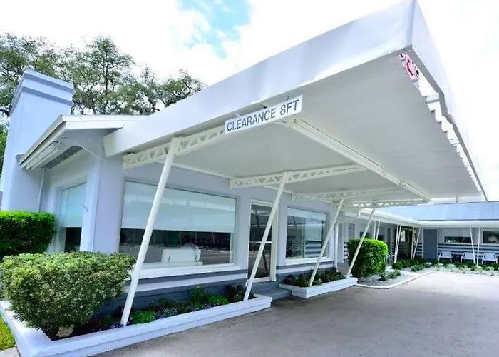 Sun Plaza Motel