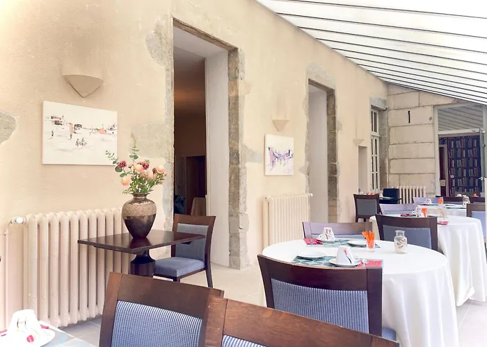 Hôtel des Cymaises Semur-en-Auxois