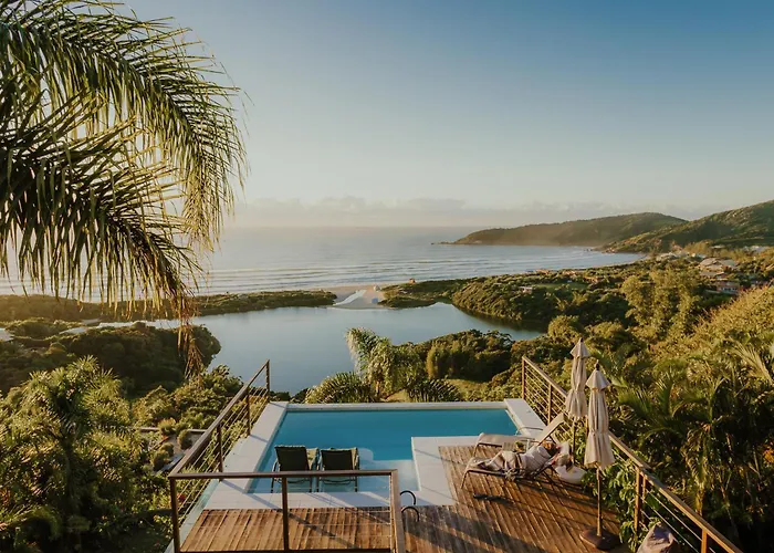 Villa Gardena Suites Praia do Rosa