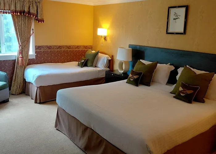 Lybster Hotels
