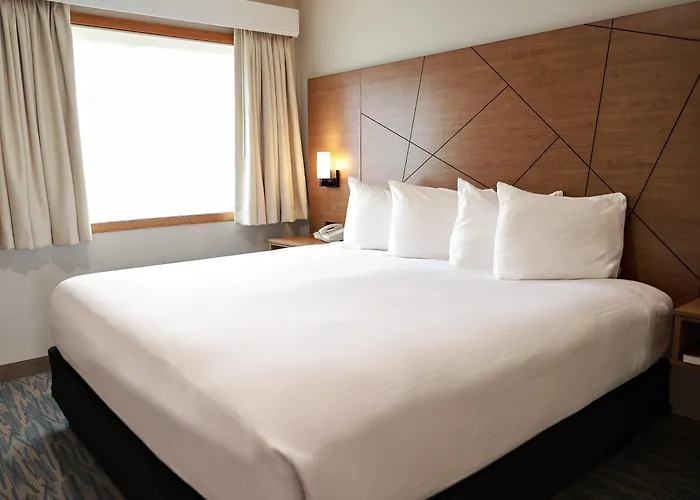 Rivertree Inn & Suites Clarkston