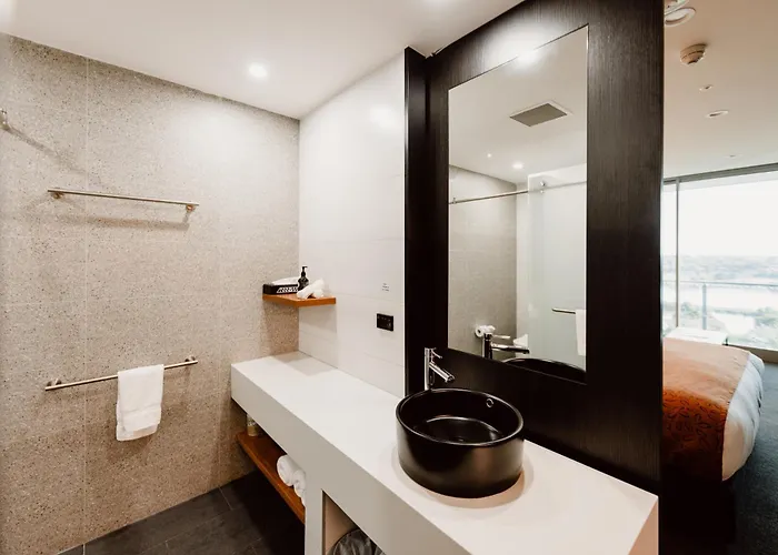 Reynella Hotels