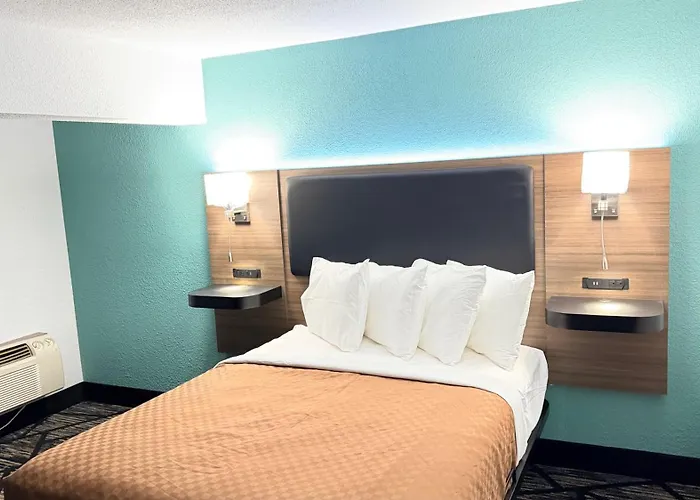 Cedar Hill Lodge Saint Ignace