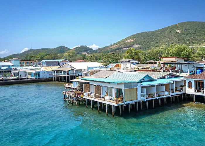 De' Ocean Land เดอโอเชี่ยนแลนด์ เกาะล้าน