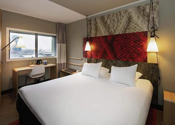 Ibis Amsterdam Centre Hotel
