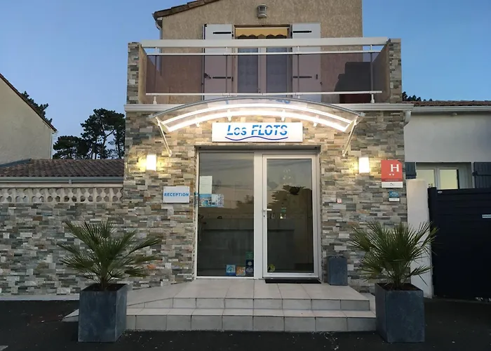 Hôtel Résidence Les Flots Saint-Palais-sur-Mer