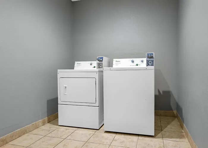 Levelland Hotels