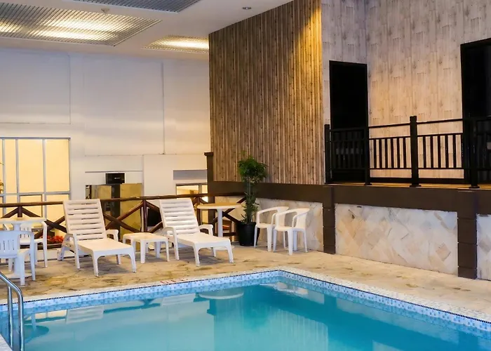 Harmoni Suites Hotel