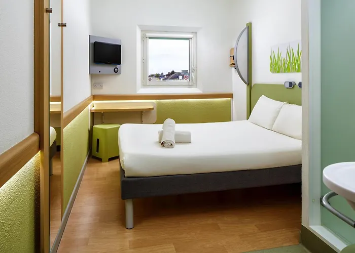 Hounslow City Center Hotels