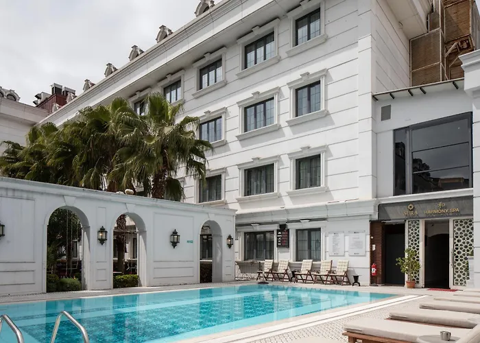 Sura Hagia Sophia Hotel