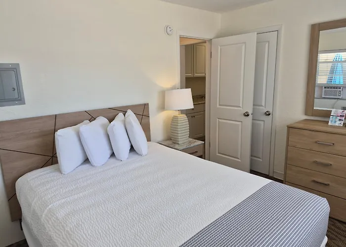 Aquarius Oceanfront Inn Wildwood
