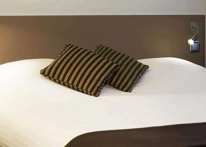 Residence Mercure Paris La Defense Grande Arche Nanterre